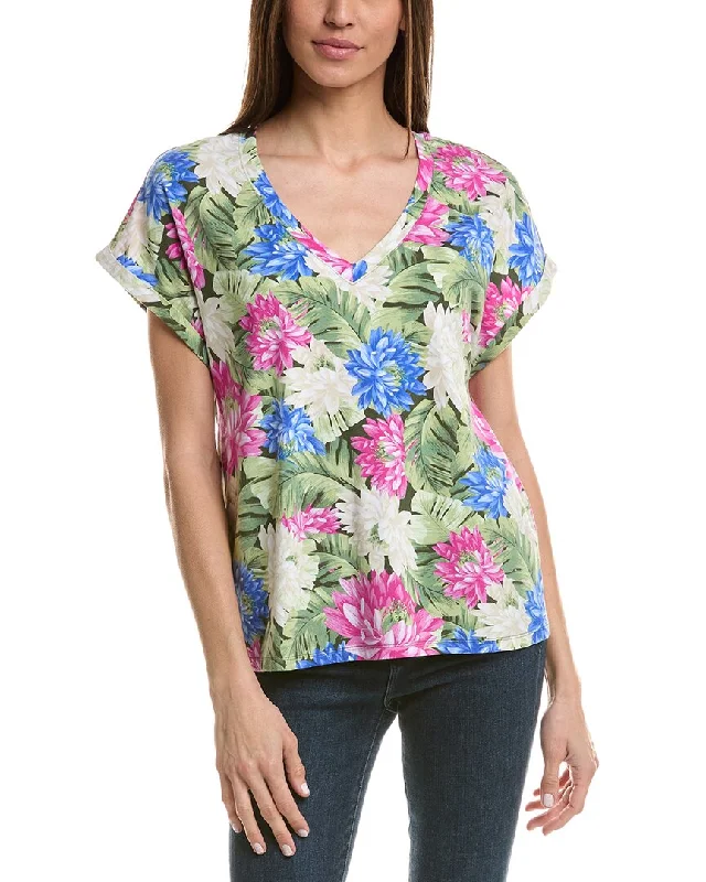 Casual Outfit For Women Tommy Bahama Kauai Lush Lotus V-Neck T-Shirt