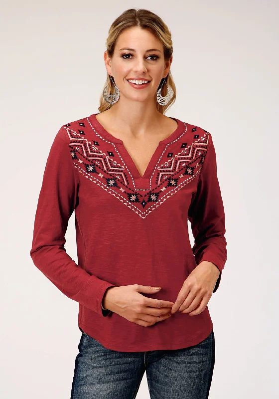 Affordable Luxury Women's Garments Roper Womens Bandana V-Notch Rust 100% Cotton L/S Tunic