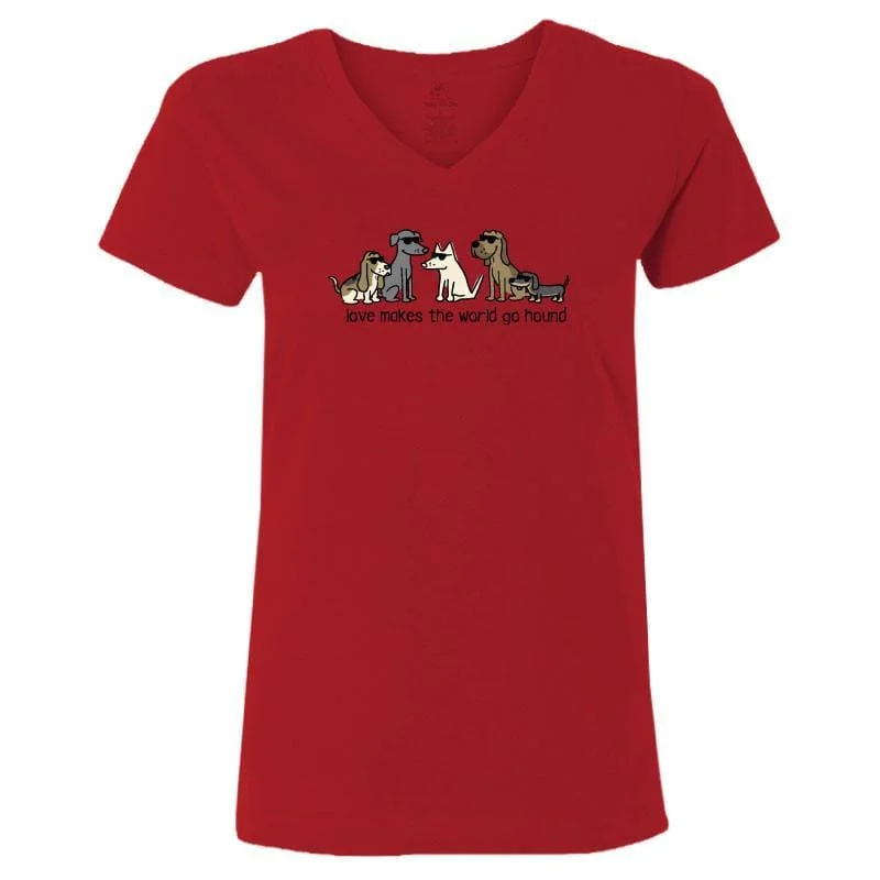 Women's Romantic Outfit Love Makes The World Go Hound - Ladies T-Shirt V-Neck