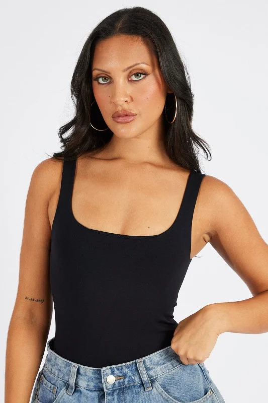 Fashionable Women's Outfit Black Bodysuit Scoop Neck Seamless