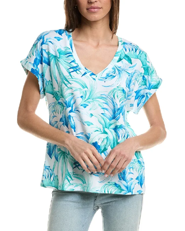 Women's Elegant Formal Outfit Tommy Bahama Kauai Legendary Leaves V-Neck T-Shirt
