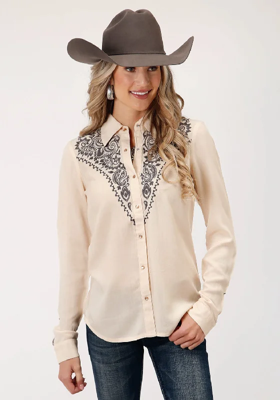 Women's Stylish Vacation Attire Roper Womens Solid Western Dark Cream Rayon/Nylon L/S Blouse