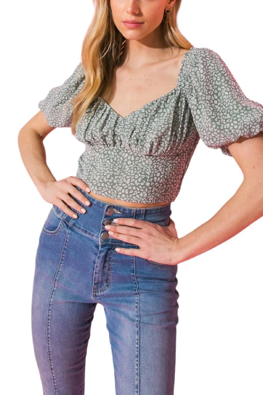 Women's Wardrobe Apparel Caught My Eye Floral Crop Top In Sage