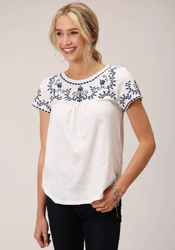 Stylish Women's Garments For Holidays Roper Womens Cute Embroidery White 100% Cotton S/S Blouse