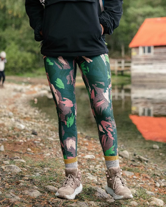 Bold Prints Casual Chic Mantra Recycled Active Legging - Abstract Mountain Fir Tree