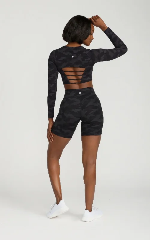 Trendy Looks, Wallet-Friendly Prices Long Sleeve Desire Crop in Black Camo