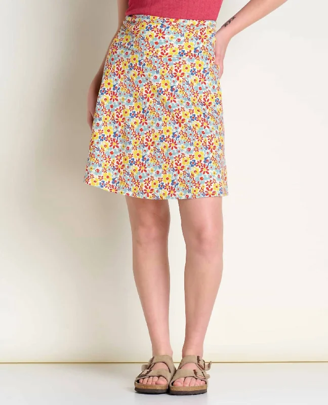 Women's Plus-Size Outfit Chaka Skirt In Barley Multi Floral Print