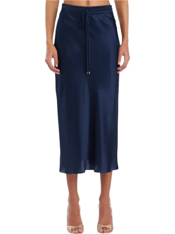 Women's Athleisure Apparel Espy Midi Skirt In Ink
