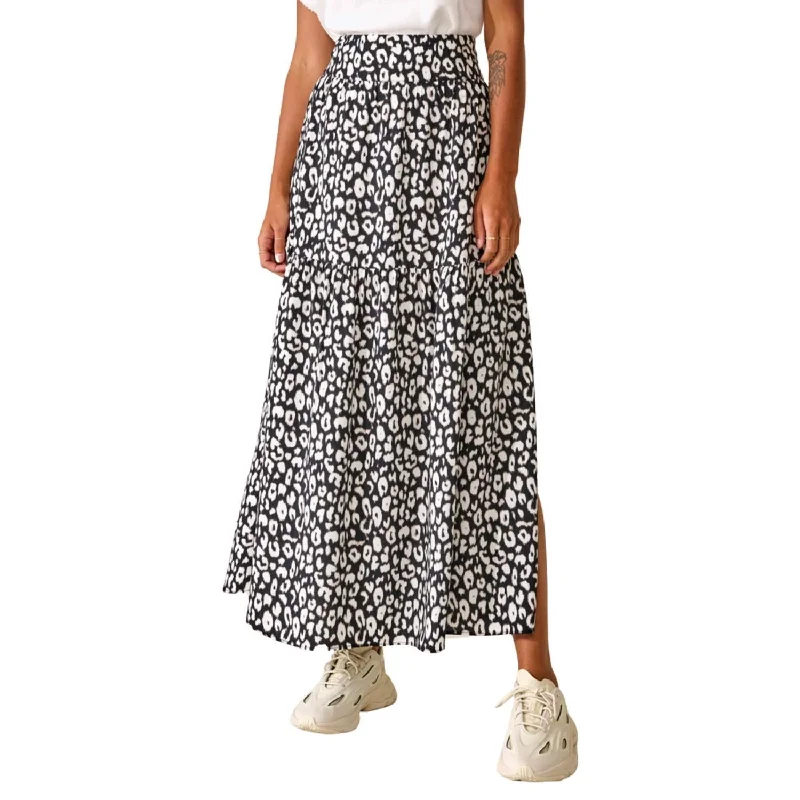 Current Trends Hozz Skirt In Black