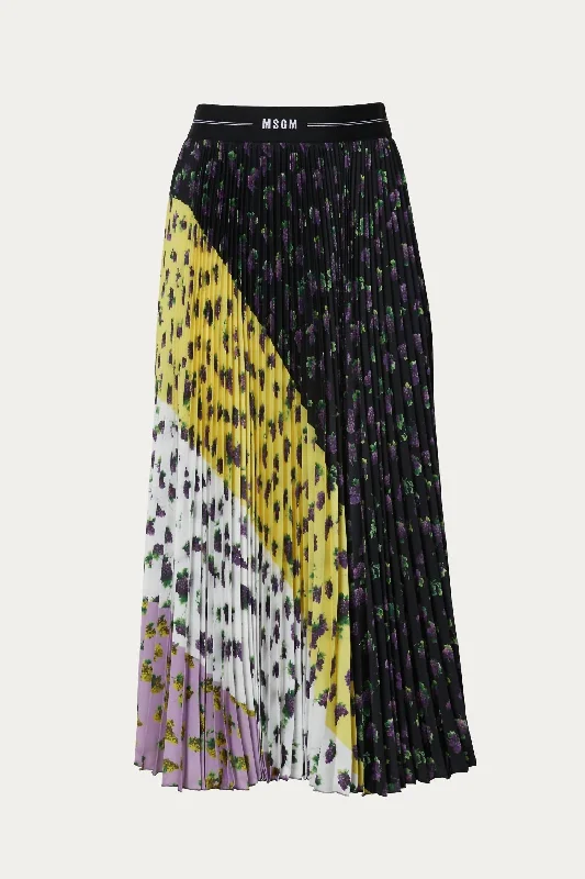 Women's Travel Apparel Logo Wasitband Pleated Skirt In Black/yellow/white