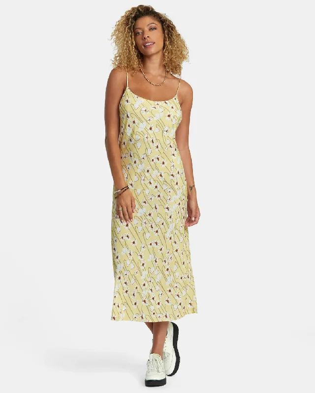 Online Clothing Boutiques Maiden Midi Dress - Golden