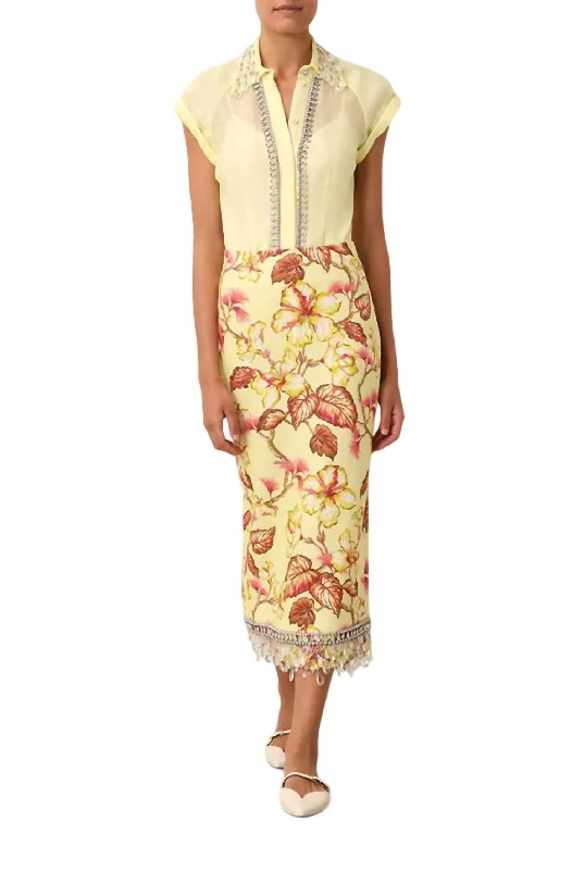 Casual Wear Matchmaker Diamante Skirt In Yellow Hibiscus