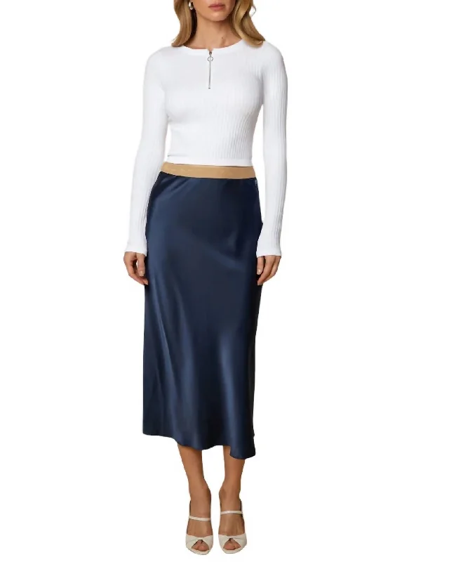 Season Sale Maxou Skirt In Navy / Black