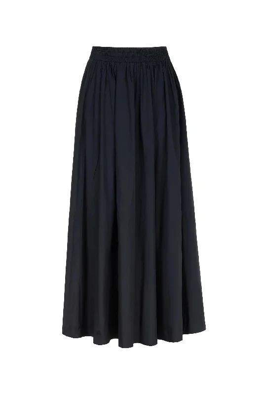 Boutique Styles Pull-On Maxi Skirt