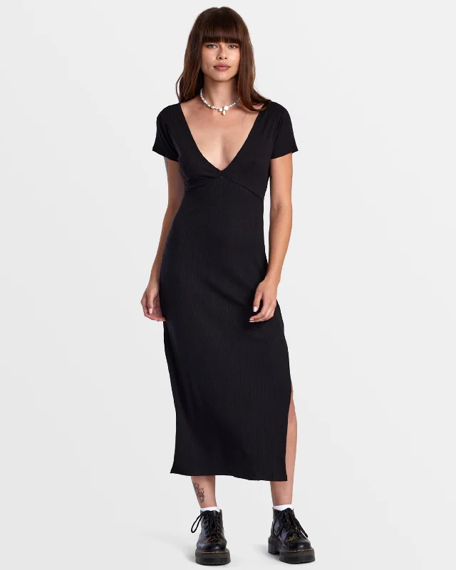 Seasonal Women's Fashion Trends Smitten Midi Dress - Black