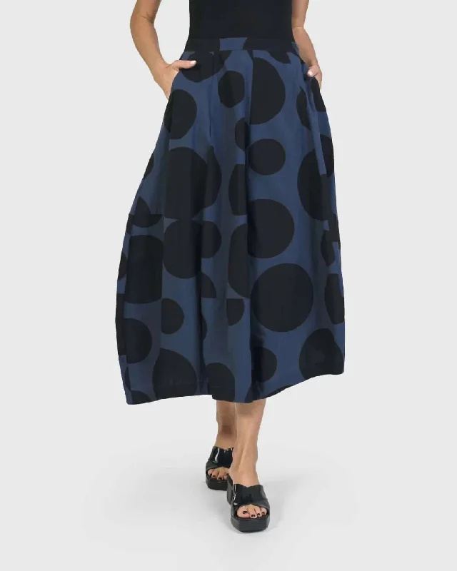 Chic Clothes For Women Urban Astrid Balloon Skirt In Navy