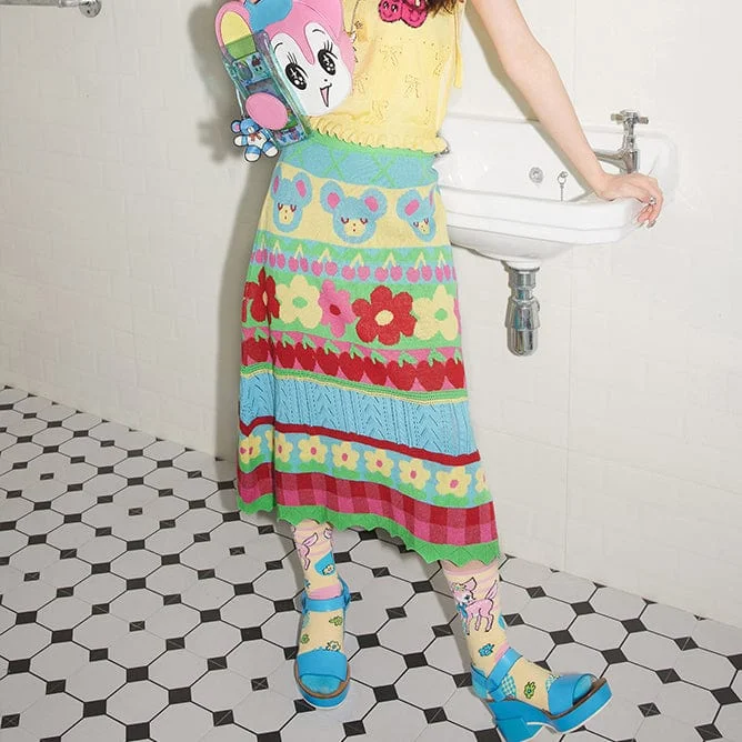 Relaxed Fashion Women's Pink Kawaii Floral Striped Knitted Skirt
