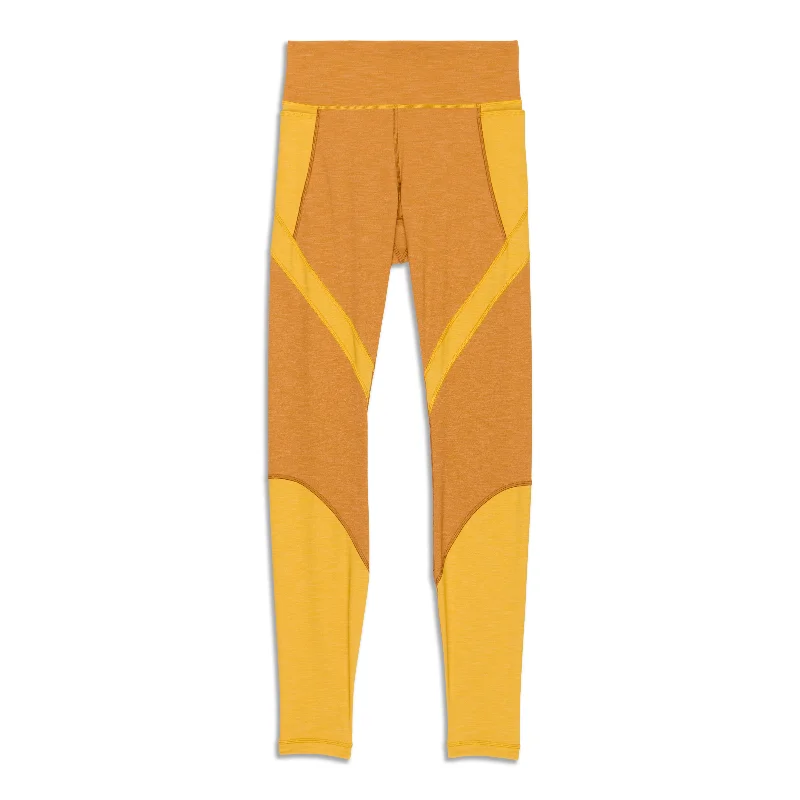 Eclectic Fashion Early Extension High Rise Legging - Resale