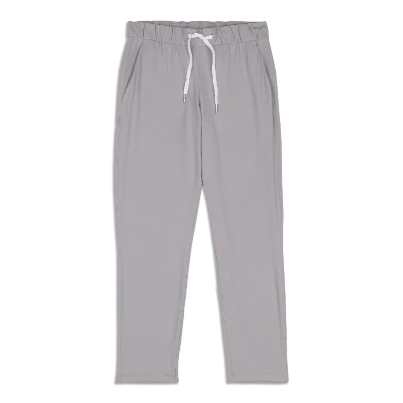 Chic Women's Attire On The Fly 7/8 Pant - Resale