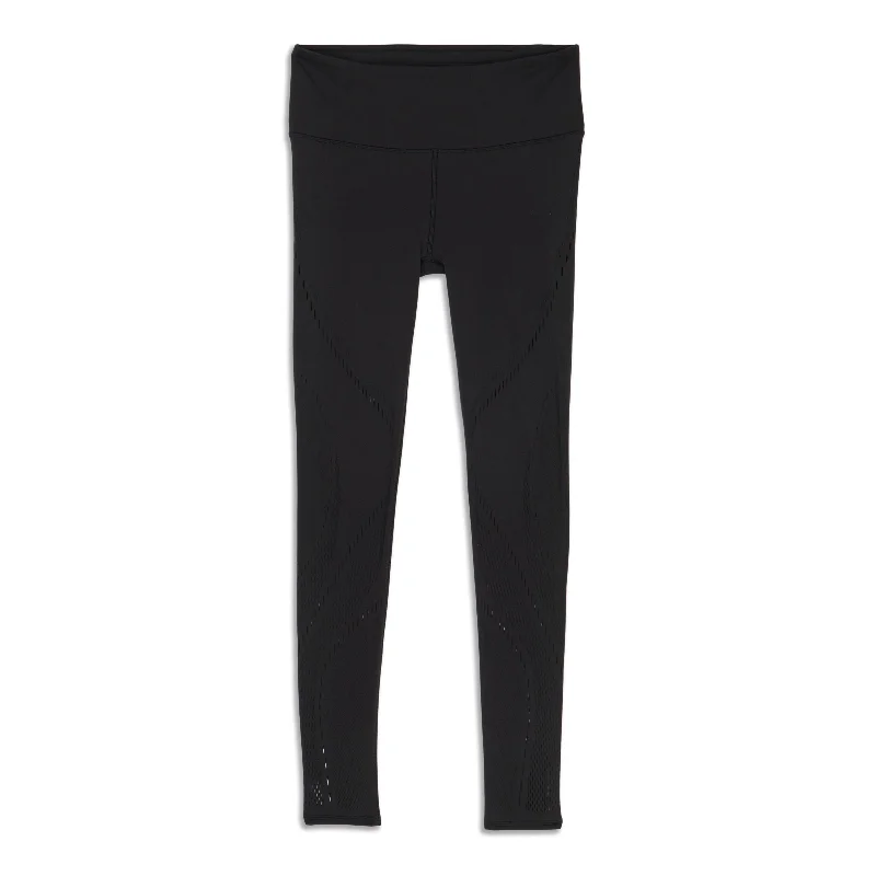 Comfortable Women's Apparel Reveal Legging - Resale