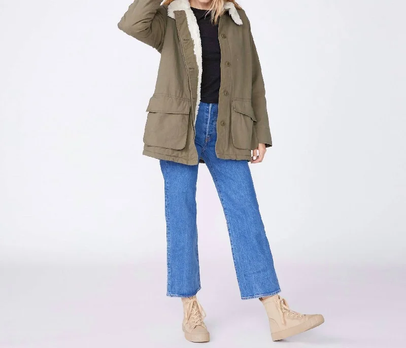 Sophisticated Style Sherpa Utility Jacket In Military Green