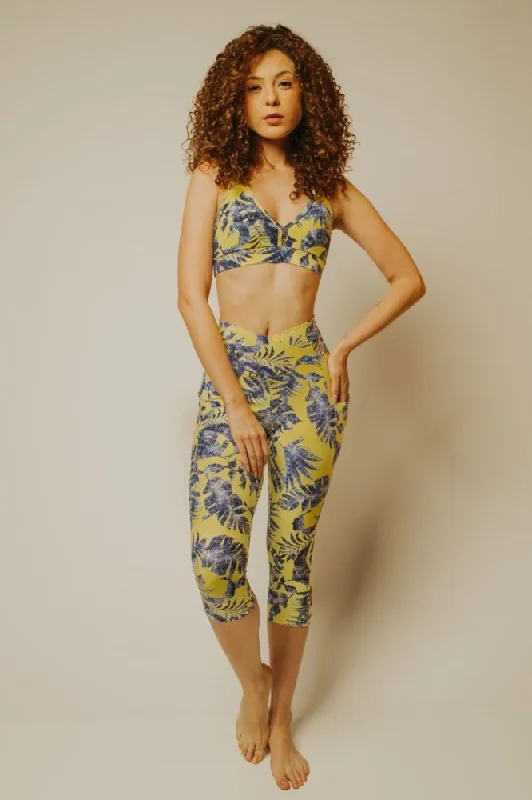 Unique Women's Fashion Pieces Capri Legging with Pockets - 'ALOHI