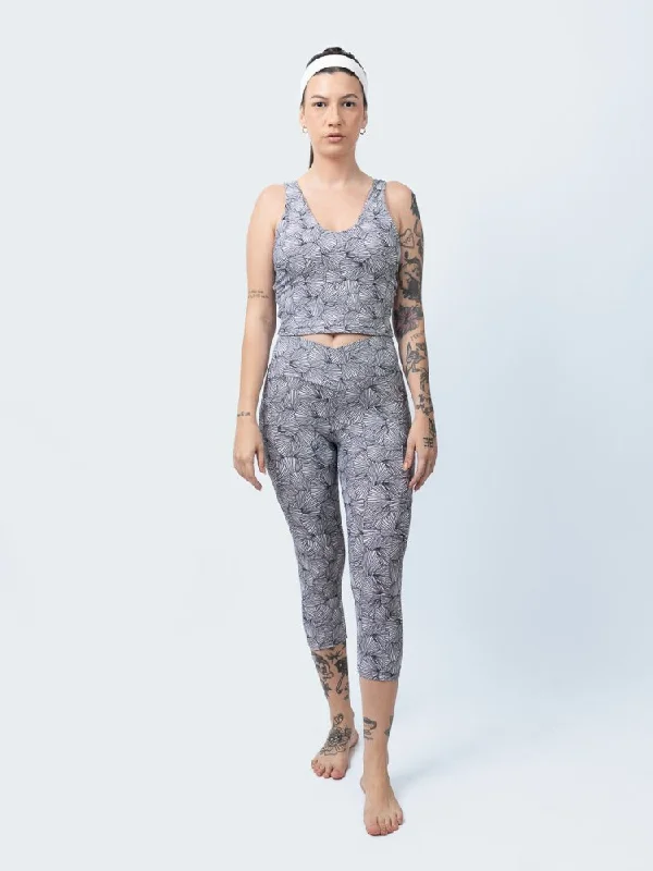 Women's Activewear Outfit Capri Legging with Pockets - ILIKAI