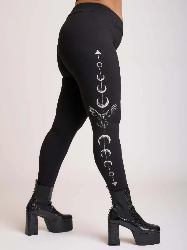 Women's Chic Outerwear Attire Raven Moon Phase Legging